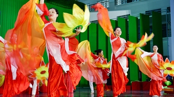 Tổng duyệt chương trình nghệ thuật chào mừng Đại hội MTTQ Việt Nam tỉnh Vĩnh Long lần thứ I