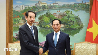 ស្នើថា វៀតណាម និងចិនផ្តល់អាទិភាពខ្ពស់ចំពោះកិច្ចសហប្រតិបត្តិការផ្លូវដែក