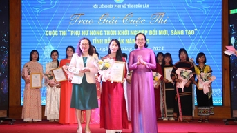 Thí sinh Lê Thị Phương đoạt giải Nhất Cuộc thi “Phụ nữ nông thôn khởi nghiệp đổi mới, sáng tạo” tỉnh Đắk Lắk năm 2025