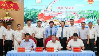 ការកសាងខ្សែសង្វាក់ក្តាមនៅ Ca Mau៖ បន្ទះចាប់ផ្តើមសម្រាប់ជំនាញដើម្បីទៅដល់ឆ្ងាយ