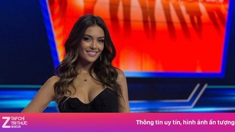 Nữ MC bóng đá khoe dáng cuốn hút