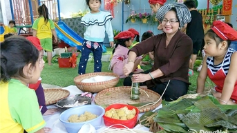 គ្រូរីករាយ