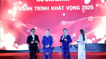 Giao lưu điển hình học và làm theo tấm gương của Bác