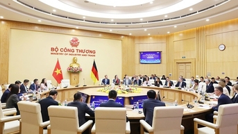 Việt Nam - Đức thống nhất các trọng tâm hợp tác về năng lượng, công nghiệp và thương mại