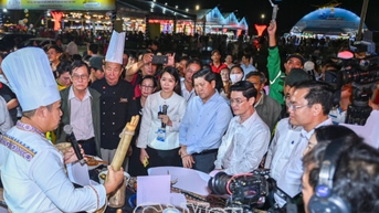 Khai mạc Quảng diễn các món ngon từ cua Cà Mau kết hợp đặc sản 34 tỉnh, thành phố