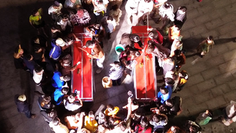 Độc lạ đua... cua ở Cà Mau