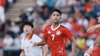 U.23 ឥណ្ឌូណេស៊ី បញ្ចុះបញ្ចូលតារាឆ្នើម ចូលរួមស៊ីហ្គេម ៣៣ គ្រូបង្វឹក Kim Sang-sik ត្រូវប្រយ័ត្ន