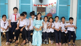 ជ្រើសរើសស្នាក់នៅដើម្បីផ្តល់ក្តីស្រឡាញ់ដល់សាលាពិសេស