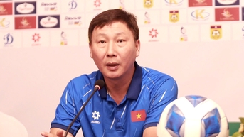 គ្រូ​បង្វឹក Kim Sang Sik៖ Xuan Son នឹង​លេង​ដោយ​សង្ឃឹម​រក​គ្រាប់​បាល់​ទល់​នឹង​ឡាវ