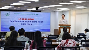 ទីក្រុងហូជីមិញបើកវគ្គបណ្តុះបណ្តាលអ្នកនាំពាក្យ