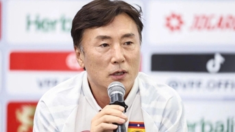 គ្រូ​បង្វឹក​ឡាវ៖ «វា​ជា​កំហុស​ដែល​ផ្តោត​តែ​លើ Xuan Son»