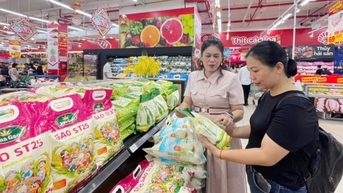 CEO trực tiếp livestream: Câu chuyện đằng sau mỗi đặc sản vùng miền