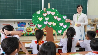 Nghỉ thai sản trùng 2 tháng hè, giáo viên có được nghỉ bù?