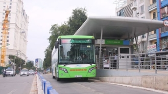 Hà Nội: Rút ngắn thủ tục vay vốn cho doanh nghiệp vận tải công cộng