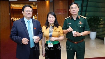 លោកគ្រូនាំយកកសិផលនៅតំបន់ខ្ពង់រាបមកឆ្ងាយ