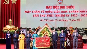 លោកស្រី Bui Huyen Mai ជាប្រធានគណៈកម្មាធិការរណសិរ្សមាតុភូមិវៀតណាមនៃទីក្រុងហាណូយ។