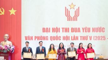 Bế mạc Đại hội Thi đua yêu nước Văn phòng Quốc hội lần thứ V