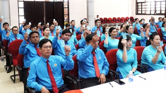 សហជីពពាណិជ្ជកម្មកៅស៊ូ Dong Nai បញ្ចប់បុគ្គលិកសម្រាប់អាណត្តិថ្មី។