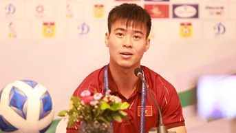 Đội trưởng Duy Mạnh ‘khẩu chiến’ thủ quân Lào, cuộc tái đấu cực kỳ gay cấn