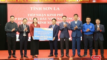 Tập đoàn Xăng dầu Việt Nam ủng hộ chương trình xóa nhà tạm trên địa bàn tỉnh Sơn La