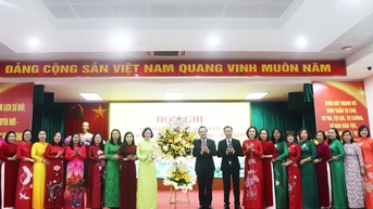 Phường Đông Ngạc kỷ niệm 43 năm Ngày Nhà giáo Việt Nam