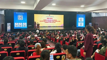 ការិយាល័យប្រៃសណីយ៍ទីក្រុង Da Nang ចូលរួមជួយដល់គ្រួសារធុរកិច្ចក្នុងការបំប្លែងពីវិធីសាស្ត្រប្រកាសពន្ធ