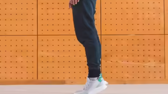 លំហាត់ការិយាល័យចំនួន 6 ដើម្បីជួយកាត់បន្ថយការឈឺចាប់ និងធ្វើឱ្យសុខភាពប្រសើរឡើងយ៉ាងឆាប់រហ័ស