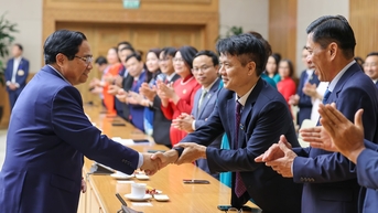 Lặng lẽ gieo mùa vàng tri thức