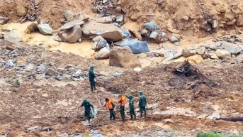 Đà Nẵng: Núi nổ và sạt lở, trụ sở công an xã phải tạm dừng hoạt động