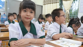 Học sinh TPHCM được miễn phí BHYT, các trường hoàn trả tiền đã thu