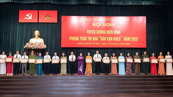 ទីក្រុងហូជីមិញ៖ សរសើរសមូហភាព និងបុគ្គលធម្មតាចំនួន 221 នាក់សម្រាប់ "ការប្រមូលផ្តុំមហាជនប្រកបដោយជំនាញ" ក្នុងឆ្នាំ 2025