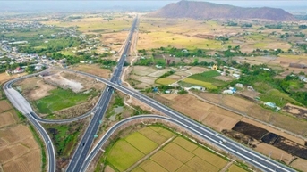 Chủ đầu tư cao tốc Vĩnh Hảo-Phan Thiết đề nghị bố trí vốn khắc phục...