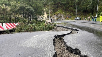 គណៈកម្មាធិការបក្សខេត្ត Lam Dong បានផ្តាំផ្ញើឱ្យយកចិត្តទុកដាក់ឆ្លើយតប និងជំនះឱ្យបានទាន់ពេលវេលានូវផលវិបាកនៃទឹកជំនន់ និងព្យុះ។