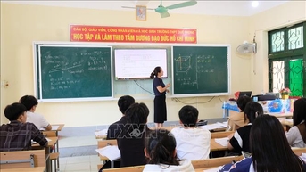 Nghe An៖ ជា​លើក​ដំបូង​ដែល​ជ្រើសរើស​គ្រូបង្រៀន​ក្រោម​គំរូ​រដ្ឋាភិបាល​មូលដ្ឋាន​ពីរ​កម្រិត