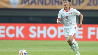 Văn Trường đứt dây chằng, lỡ hẹn với SEA Games 33