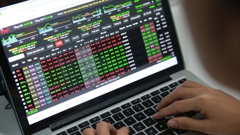 VN-Index đánh mất gần 11 điểm giữa sắc đỏ toàn thị trường