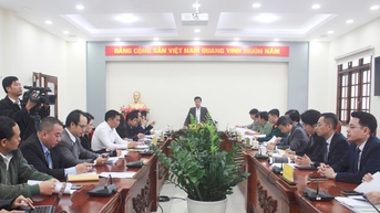 Kết hợp tổ chức Lễ hội Trà quốc tế với xác lập kỷ lục bó hoa lớn nhất Việt Nam