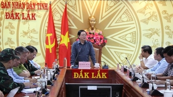 Phó Thủ tướng Hồ Quốc Dũng: Bằng mọi giá phải cứu dân khỏi...