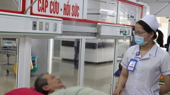 Tổ chức lực lượng cấp cứu lưu động, sẵn sàng hỗ trợ cho các khu vực bị cô lập khi có yêu cầu