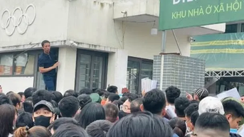 Bộ Xây dựng đề nghị chấn chỉnh tình trạng chen lấn nộp hồ sơ mua nhà ở xã hội