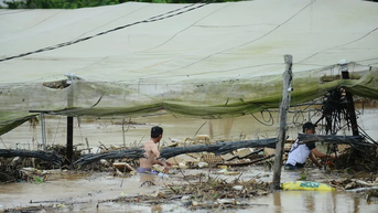 Lâm Đồng: Mưa kéo dài, hồ Đơn Dương liên tục xả điều tiết
