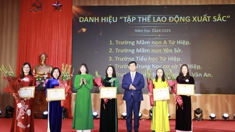 Phường Yên Sở biểu dương các điển hình tiên tiến, nhà giáo tiêu biểu