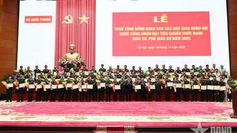 Bộ Quốc phòng khen thưởng các nhà giáo ưu tú trong Quân đội năm 2025