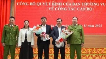 Công bố quyết định luân chuyển 2 Phó Bí thư Đảng ủy xã