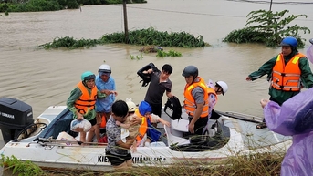 Xã Vạn Ninh: Mưa lớn gây ngập diện rộng