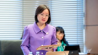 ពិចារណាដោយប្រុងប្រយ័ត្ននូវសំណើទាមទារយកតំបន់ដីដែលមិនបានតាំងទីលំនៅឡើងវិញ។