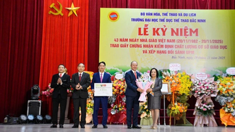 Trường đại học Thể dục thể thao Bắc Ninh được trao chứng nhận kiểm định chất lượng cơ sở giáo dục và xếp hạng đối sánh UPM