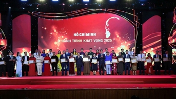 Cao Bằng: 02 điển hình tiêu biểu được tôn vinh tại chương trình  “Giao lưu các điển hình tiêu biểu trong học tập và làm theo tư tưởng, đạo đức, phong cách Hồ Chí Minh khu vực phía Bắc năm 2025”