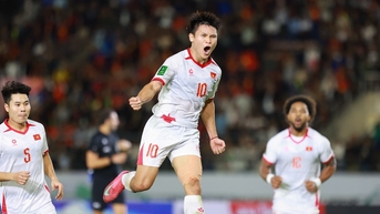 ស្ងើចសរសើរការទាត់បាល់ដ៏អស្ចារ្យរបស់ Tuan Hai ទល់នឹងក្រុមជម្រើសជាតិឡាវ