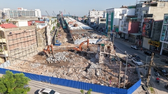 Hoàn thành phá dỡ 2 khu nhà tập thể trong phạm vi thi công cầu Nguyễn Trãi